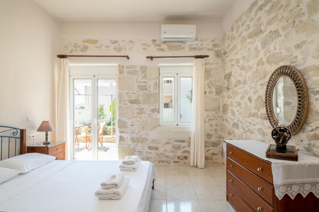 Zeus Traditional House Mitropolis  Kültér fotó