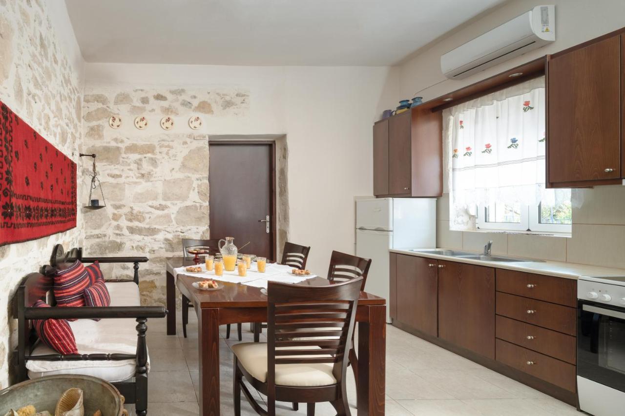 Zeus Traditional House Mitropolis  Kültér fotó