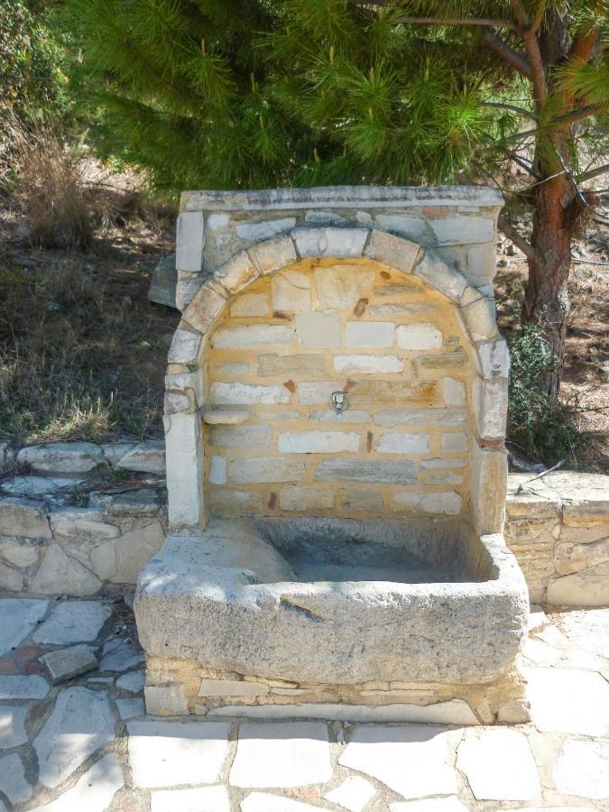 Zeus Traditional House Mitropolis  Kültér fotó